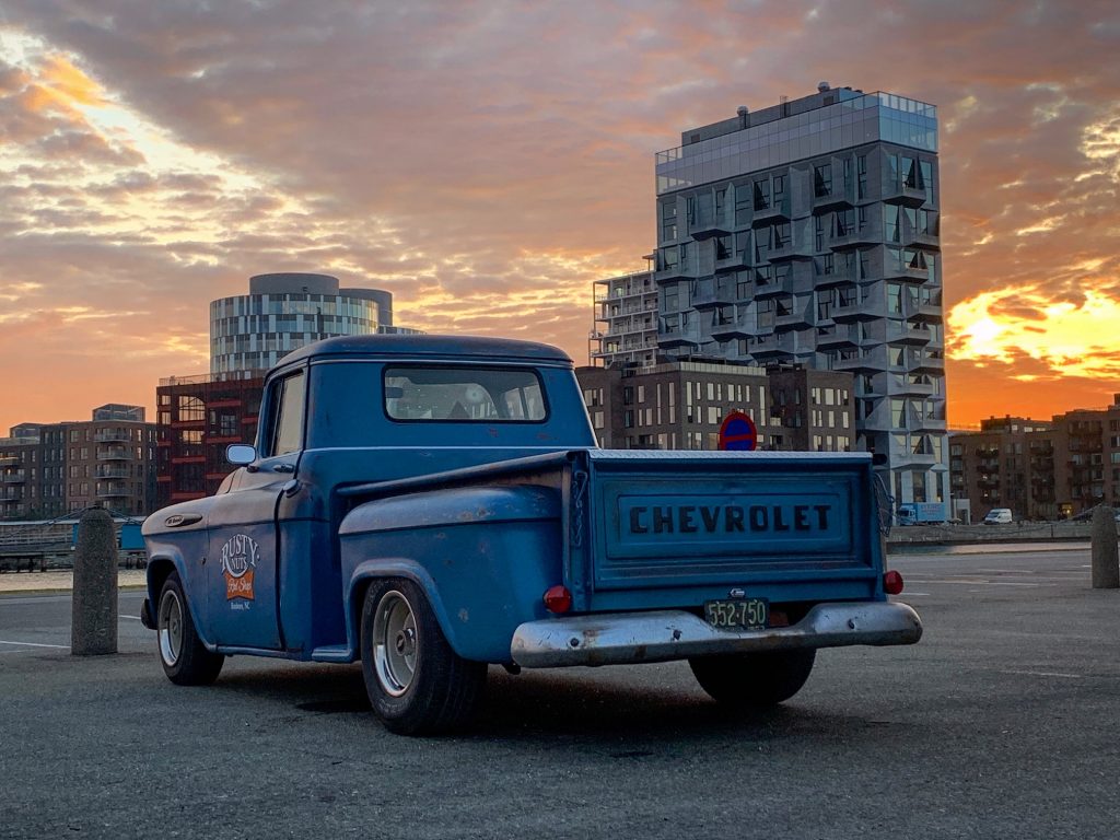 Chevy 3100 C10 F100 D100 Shortbed stepside