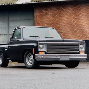 GMC Sierra C15 black